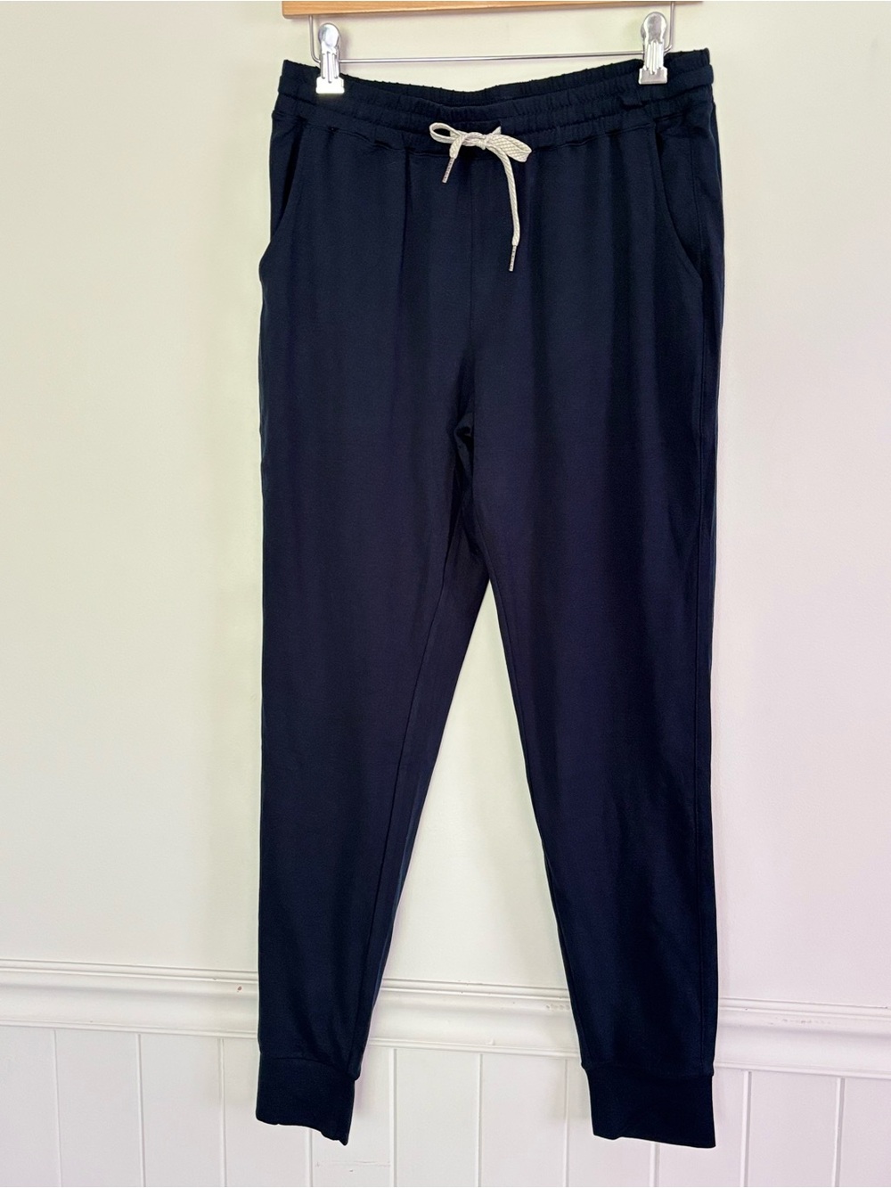 True classic Men's Navy blue Jogger Sweat Pants Size Medium w/ Pockets